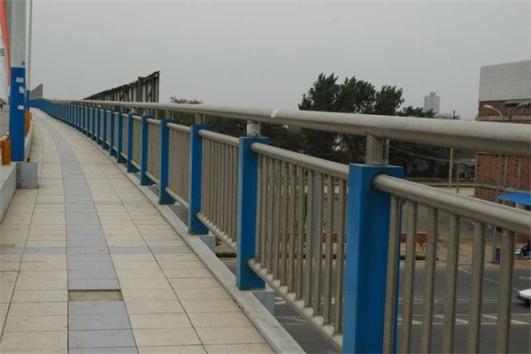 桂林不锈钢复合管护栏