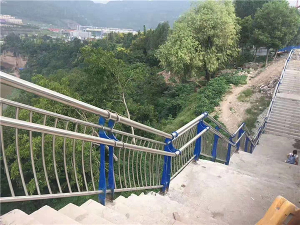 桂林不锈钢桥梁栏杆
