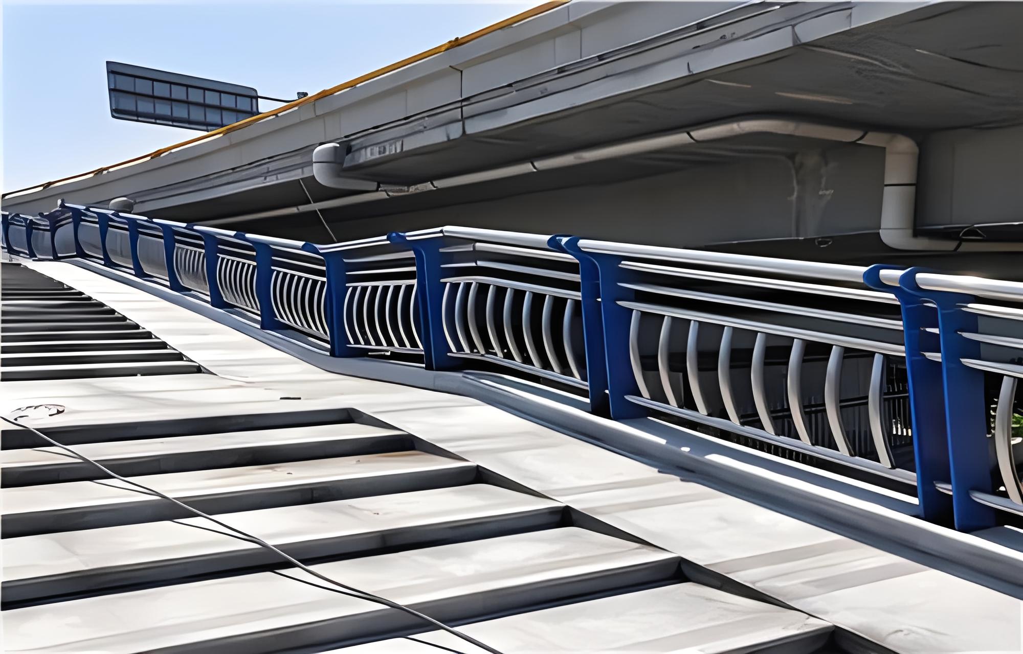 桂林不锈钢桥梁护栏维护方案：确保安全，延长使用寿命